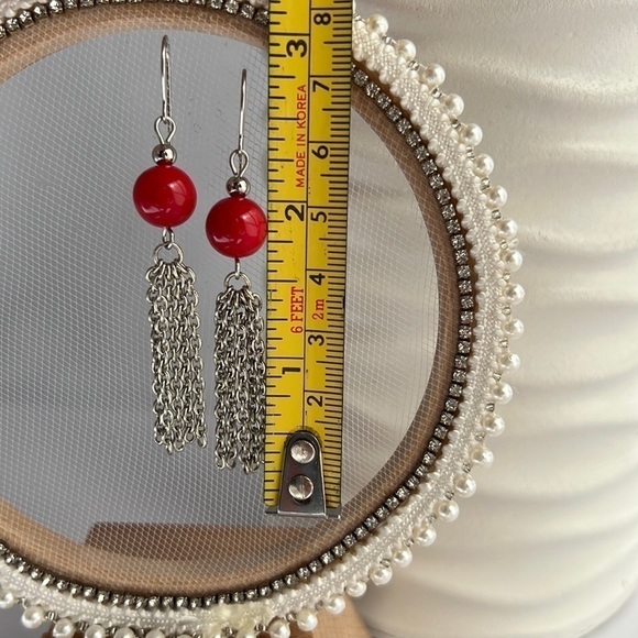 CHAIN Drop Long Earrings with Red Beads - Picture 4 of 10
